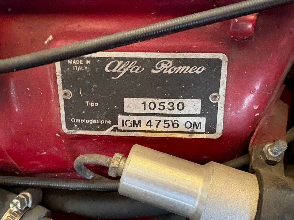 Image 7/10 of Alfa Romeo Giulia GT 1300 Junior (1970)