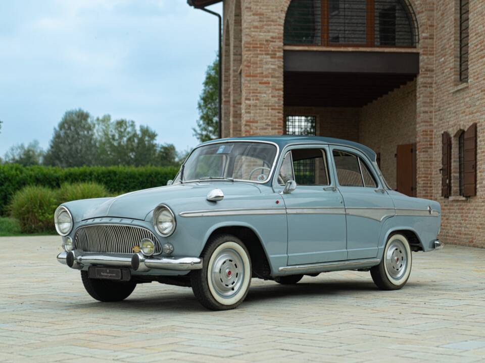 Image 1/50 of SIMCA Aronde P 60 Monthléry Spéciale (1960)