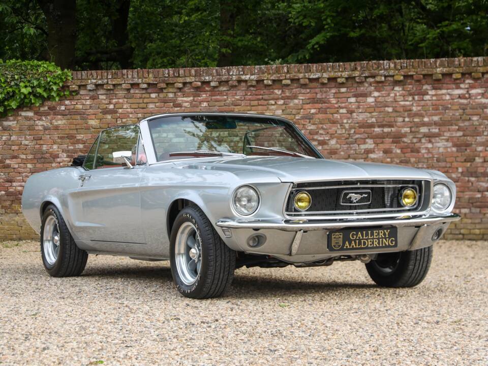 Image 29/50 of Ford Mustang GT (1968)