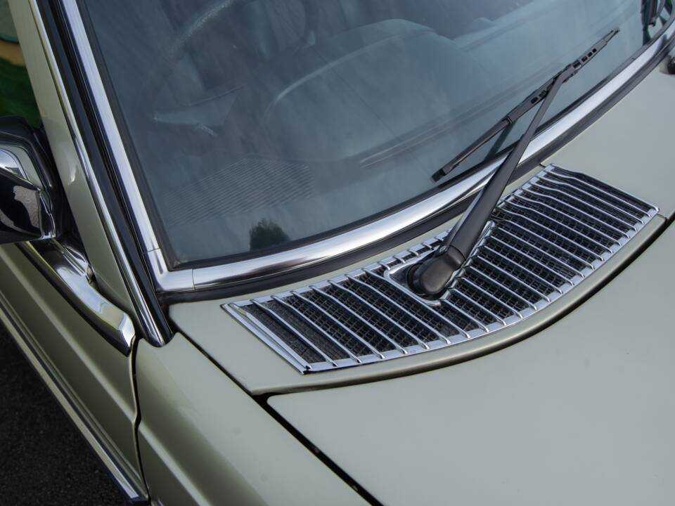 Image 29/30 de Mercedes-Benz 280 CE (1980)