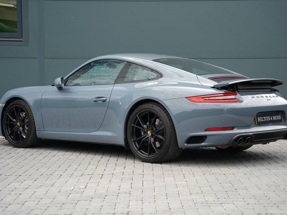 Image 2/50 of Porsche 911 Carrera (2016)