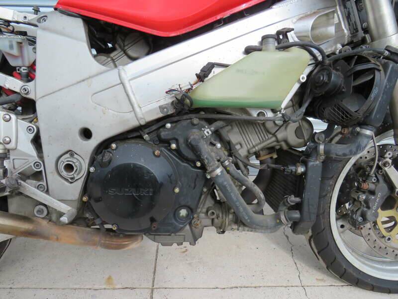 Bild 4/32 von Suzuki TL 1000R (1999)