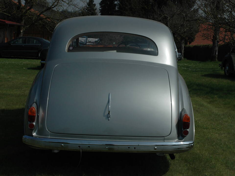 Image 6/7 of Bentley Mark VI James Young (1952)