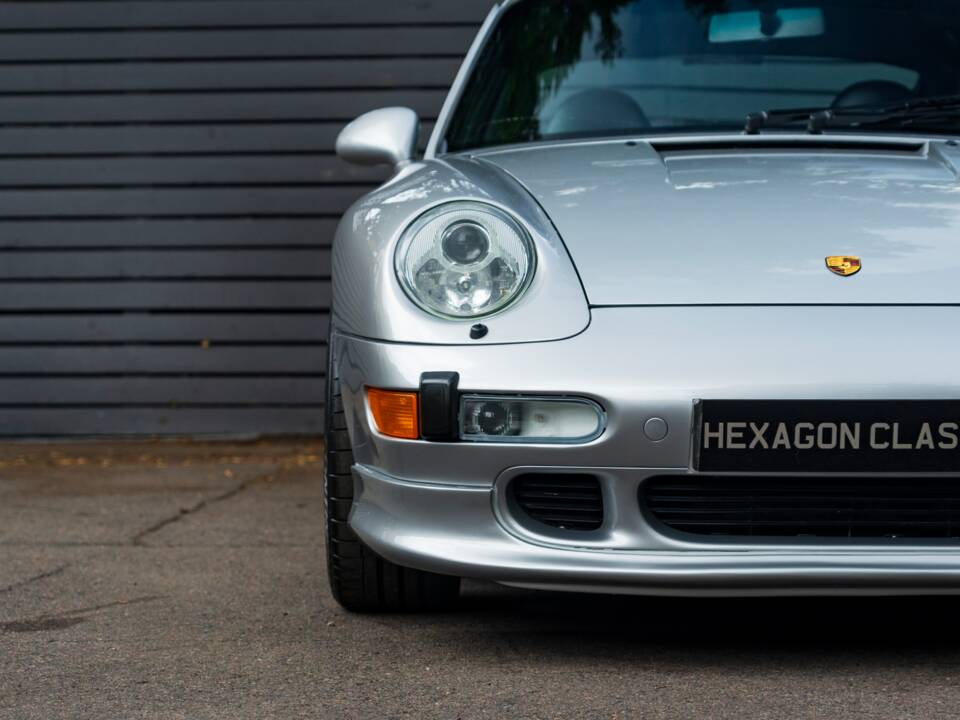 Bild 22/58 von Porsche 911 Carrera 4S (1996)