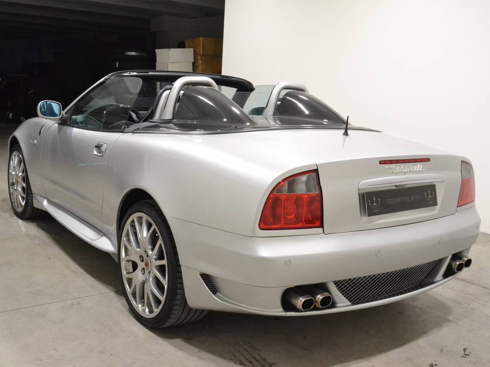Image 6/28 of Maserati Spyder 4200 Cambiocorsa (2005)
