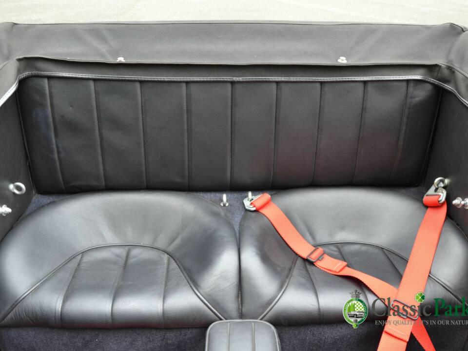 Image 28/50 of Austin-Healey 3000 Mk II (BJ7) (1962)