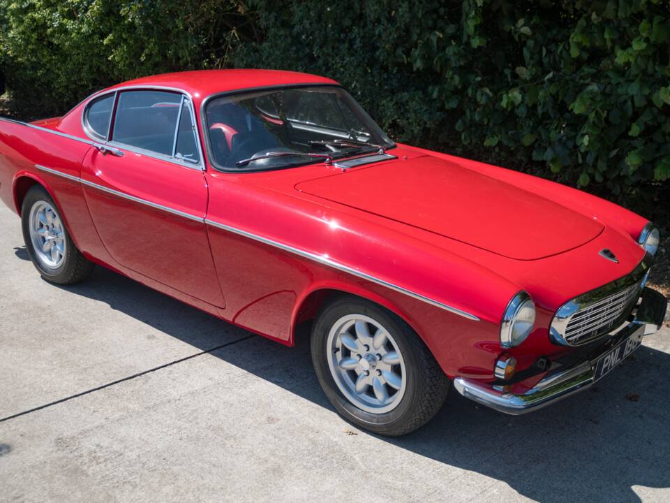 Image 27/50 of Volvo 1800 S (1968)