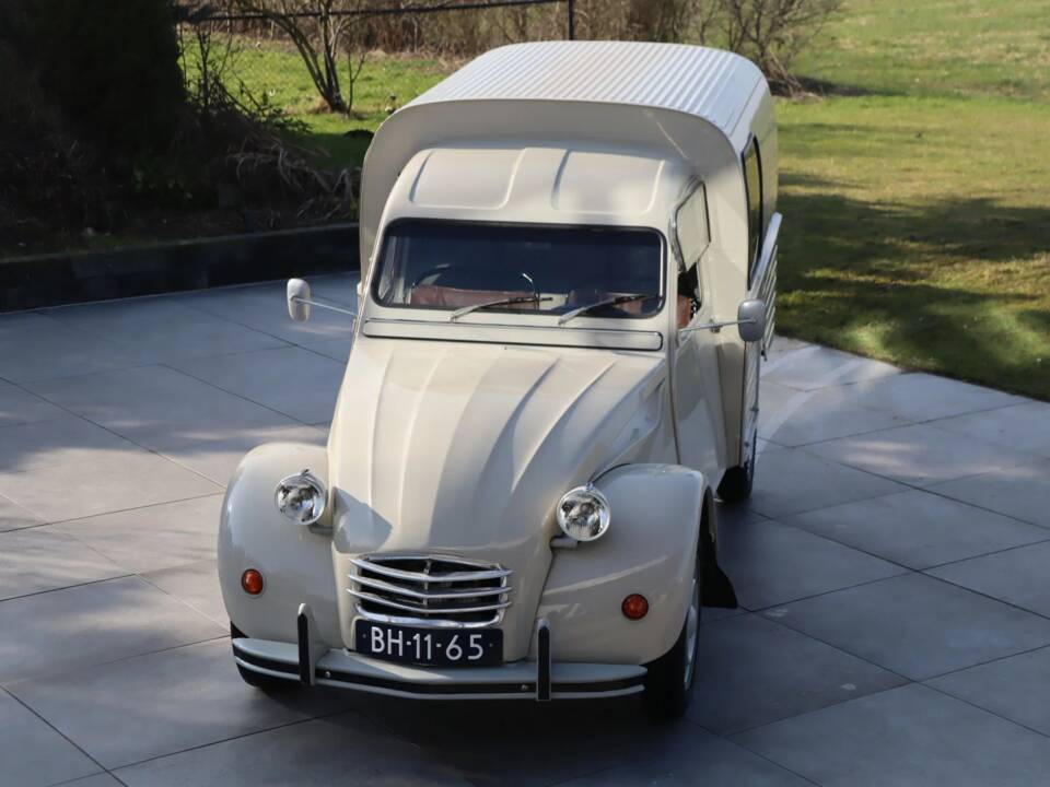 Image 38/52 de Citroën AK 400 (1971)