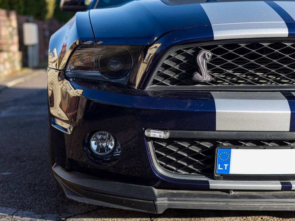 Image 38/99 of Ford Mustang Shelby GT 500 (2012)