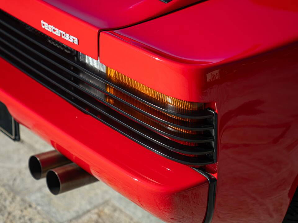 Image 20/50 of Ferrari Testarossa (1985)