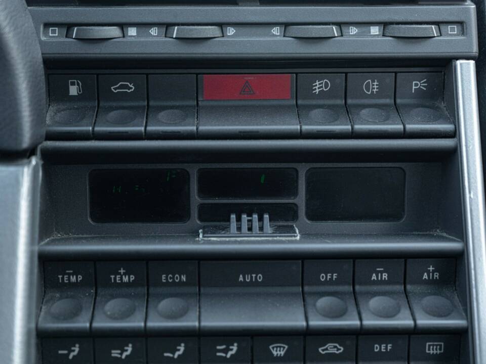 Image 45/50 of Alfa Romeo 164 2.0 Super (1995)