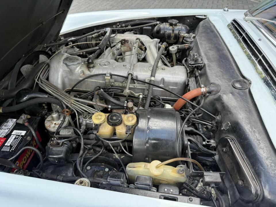 Image 45/50 of Mercedes-Benz 280 SL (1968)
