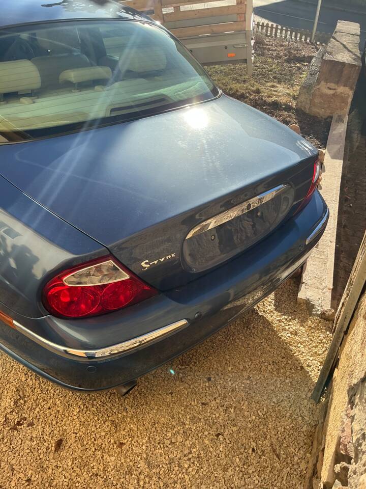 Imagen 5/6 de Jaguar S-Type 2.5 V6 (2004)