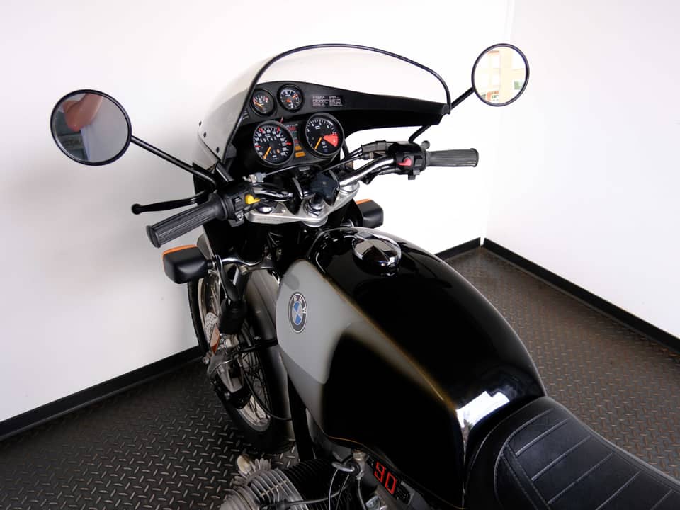 Image 71/91 of BMW R 90 S (1975)