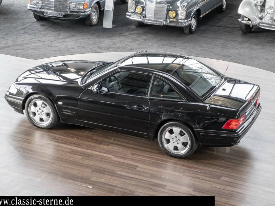 Image 11/15 of Mercedes-Benz SL 320 (2001)