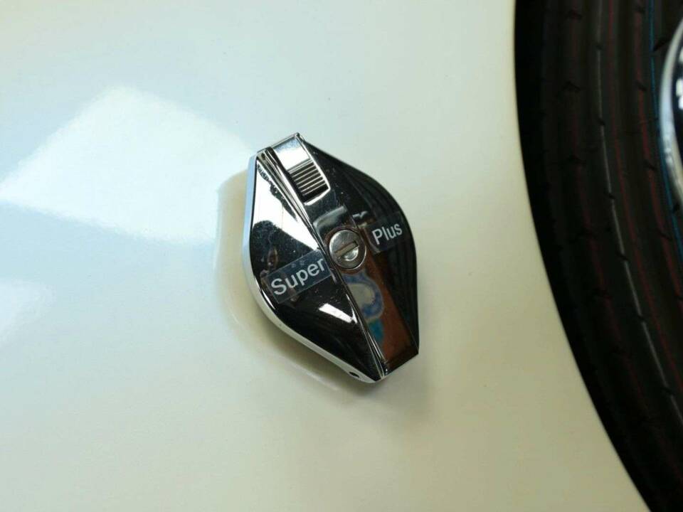 Image 45/50 of Morgan Plus 8 Inj. (1987)