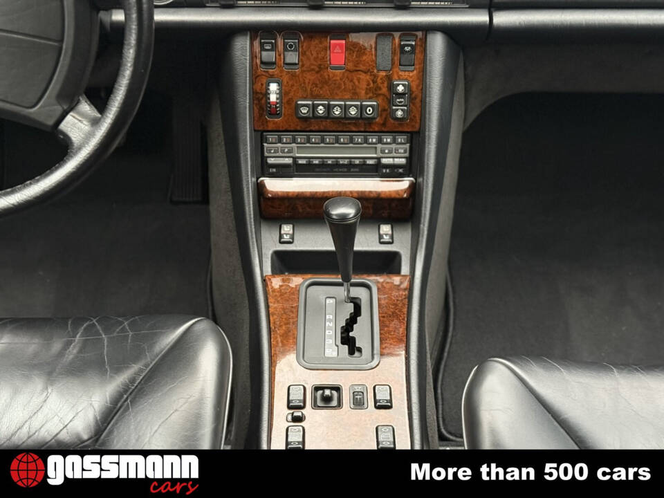 Image 14/15 de Mercedes-Benz 560 SEL (1991)