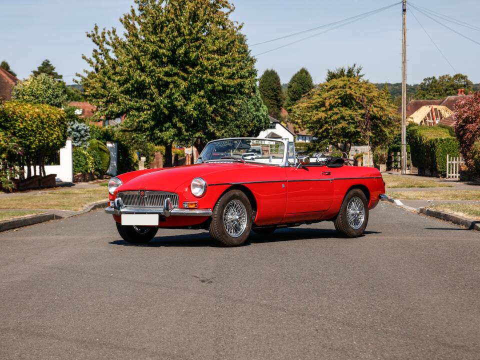 Image 22/41 de MG MGB (1972)