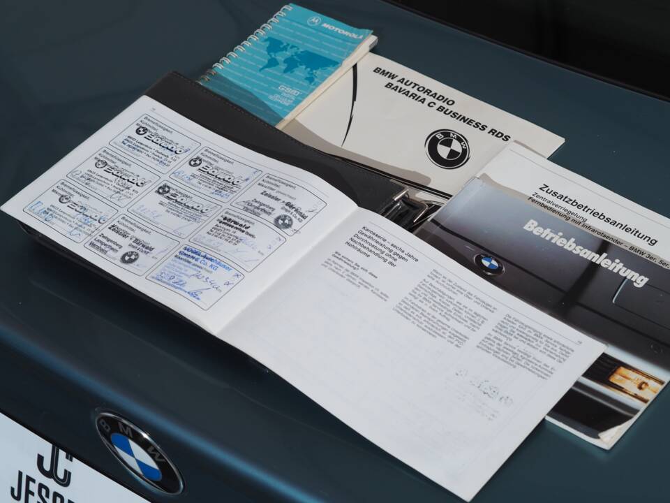 Image 35/59 of BMW 850Ci (1994)