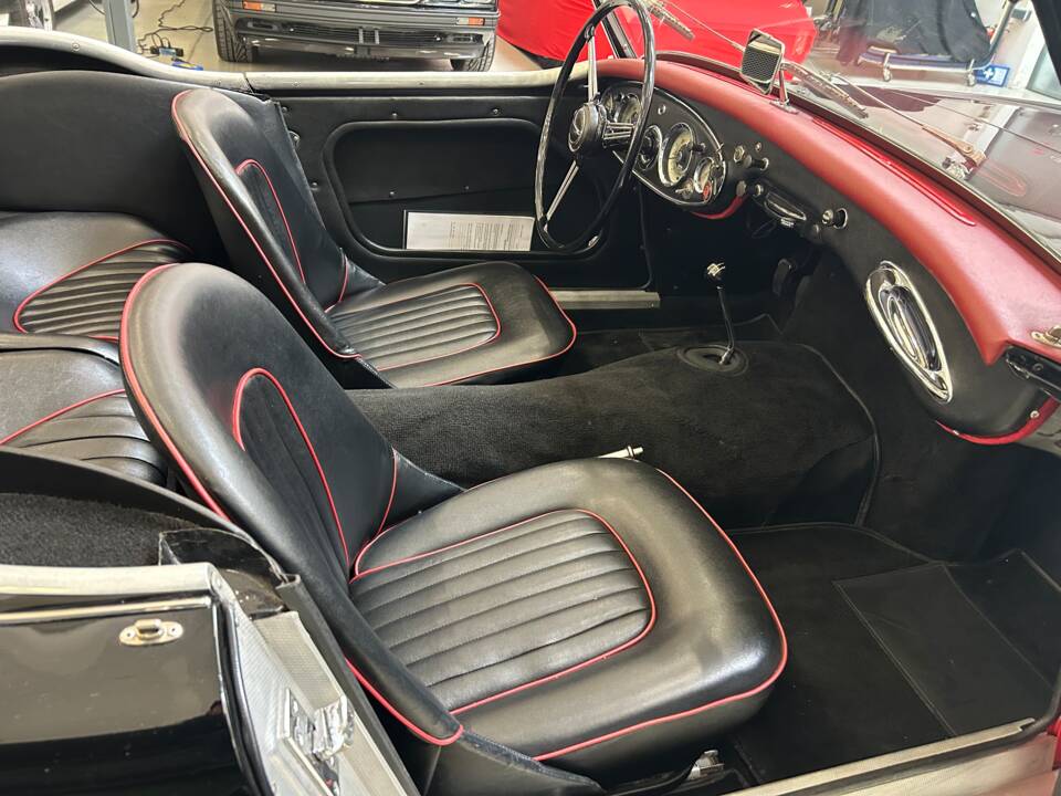 Image 15/24 of Austin-Healey 3000 Mk I (BT7) (1961)