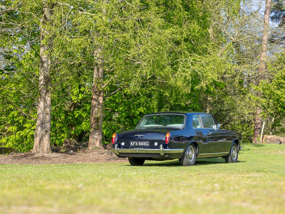 Image 24/50 of Rolls-Royce Silver Shadow I (1968)