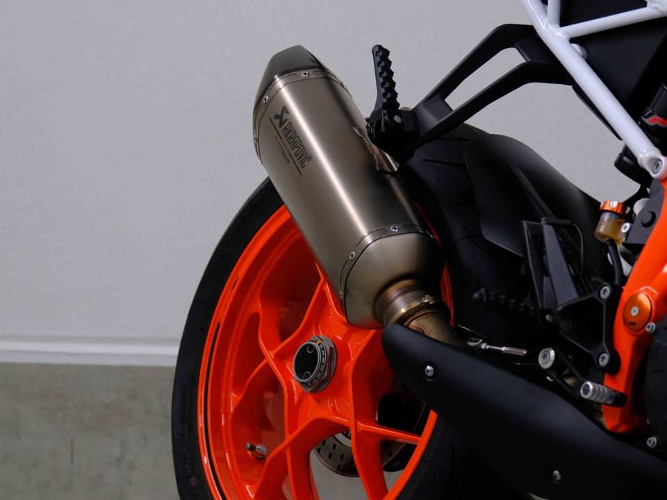 Image 25/83 of KTM 1290 Super Duke R (2018)