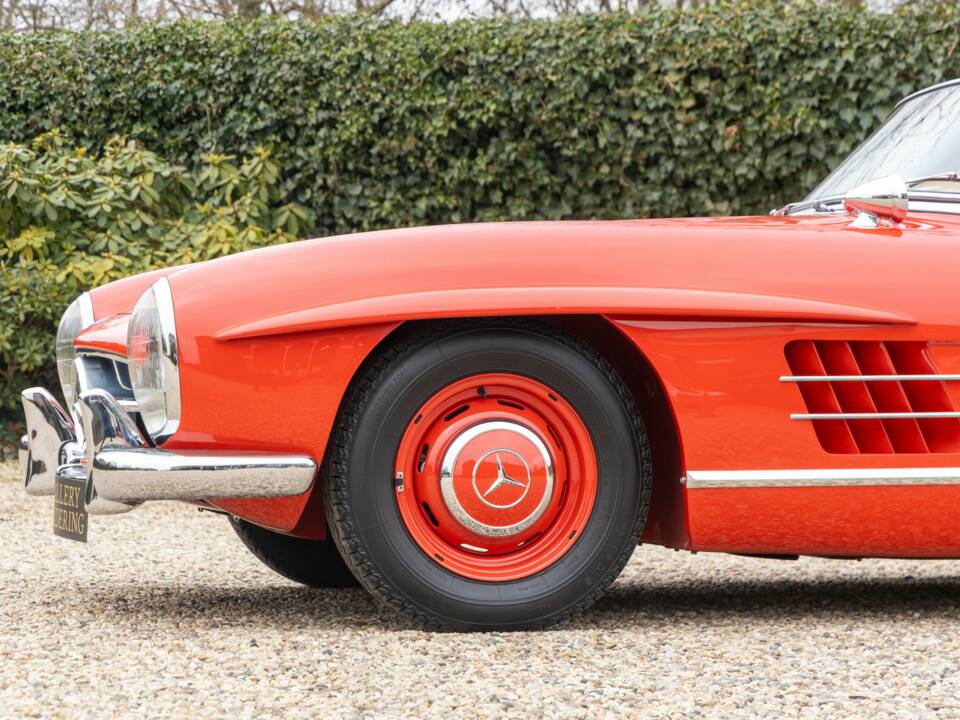 Image 34/50 de Mercedes-Benz 300 SL Roadster (1962)