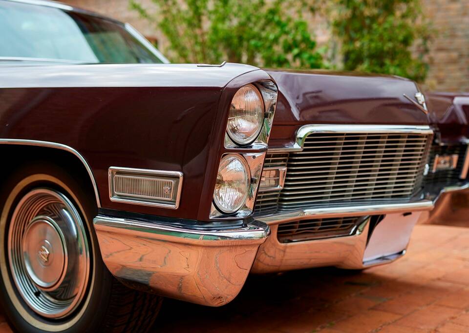 Bild 93/200 von Cadillac Coupe DeVille (1968)