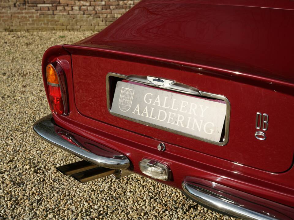 Bild 24/50 von Aston Martin DB 6 Vantage (1966)