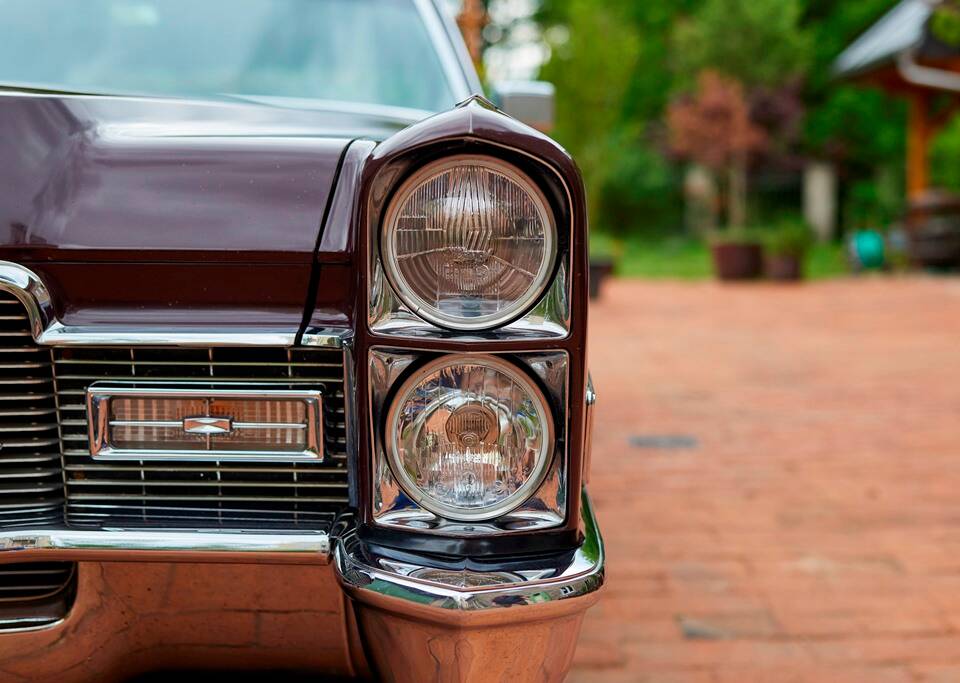 Bild 80/200 von Cadillac Coupe DeVille (1968)