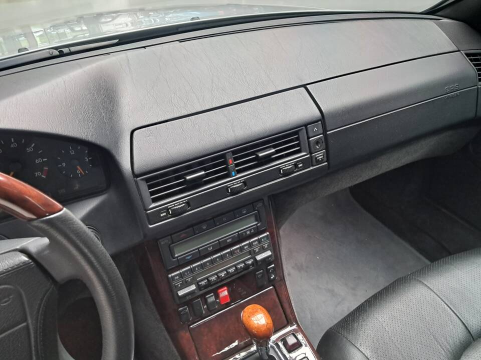 Bild 22/41 von Mercedes-Benz SL 320 (1998)