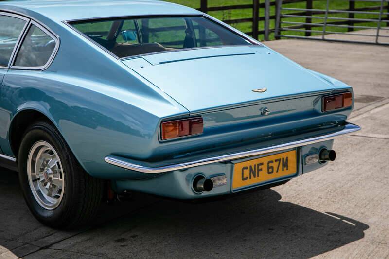 Bild 9/38 von Aston Martin V8 (1974)