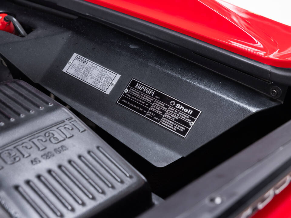 Bild 39/41 von Ferrari F 355 Berlinetta (1996)