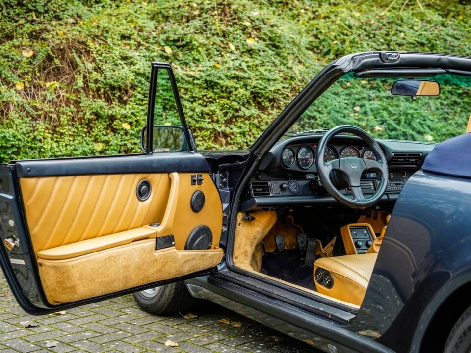 Image 9/16 of Porsche 911 Turbo 3.3 (1988)