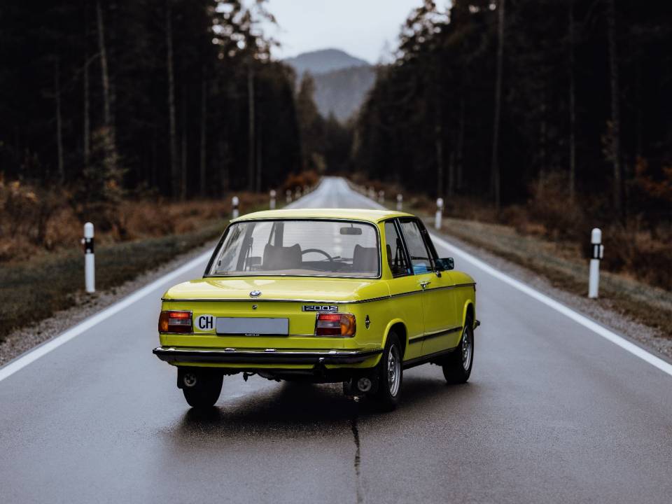 Image 38/39 de BMW 2002 (1974)