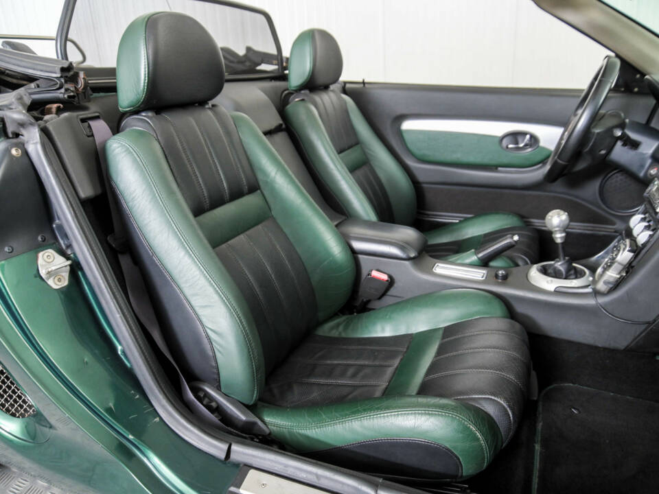 Bild 21/50 von MG F 1.8i (2000)