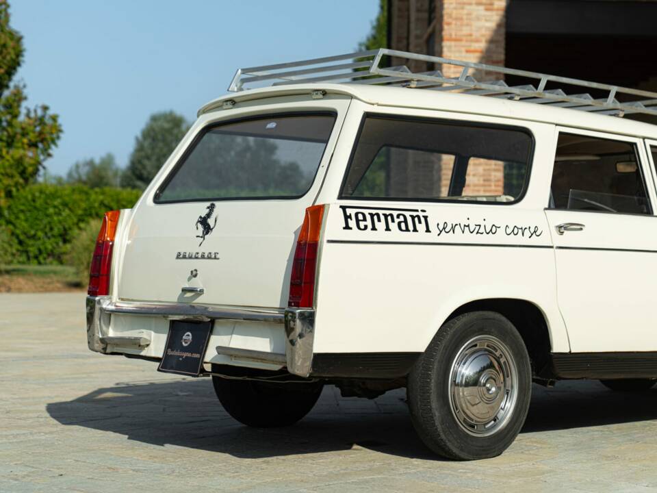 Immagine 14/50 di Peugeot 404 Familiale (1965)