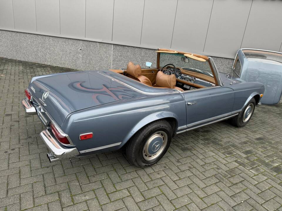 Immagine 12/50 di Mercedes-Benz 280 SL (1969)