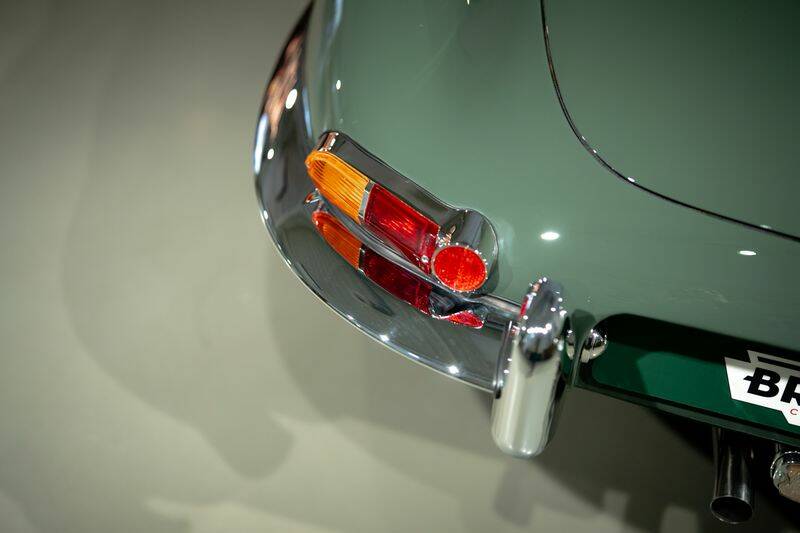 Image 48/50 de Jaguar Type E 4.2 (1966)