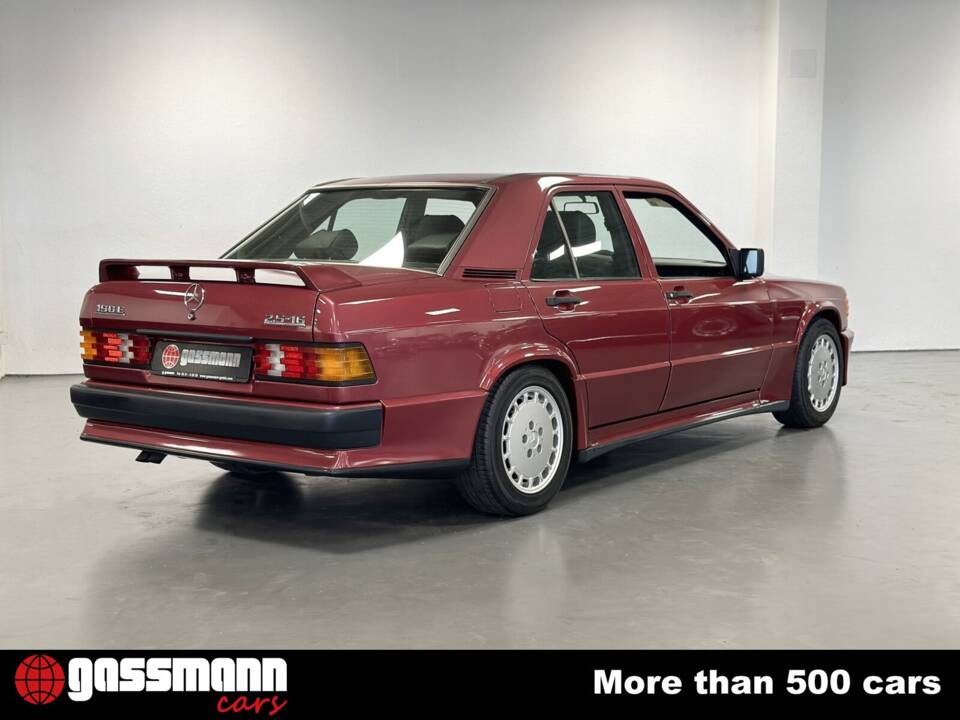 Immagine 4/15 di Mercedes-Benz 190 E 2.5-16 (1991)