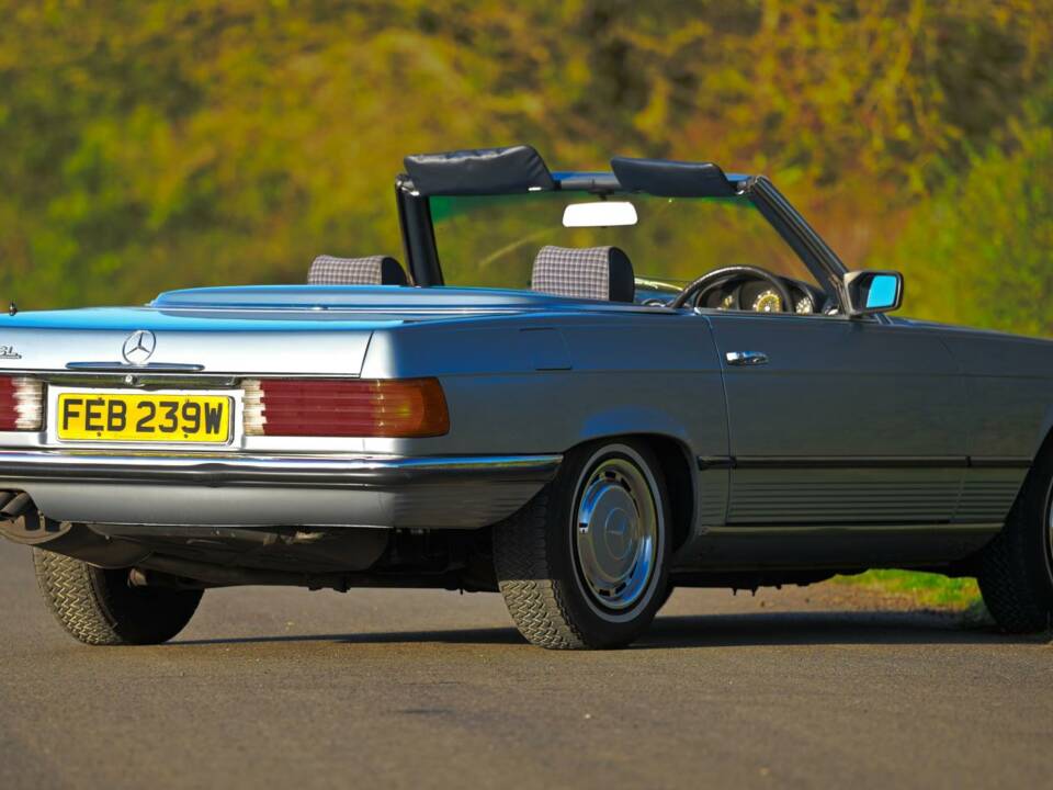 Immagine 12/50 di Mercedes-Benz 380 SL (1980)