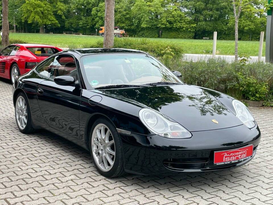Imagen 3/20 de Porsche 911 Carrera (2001)