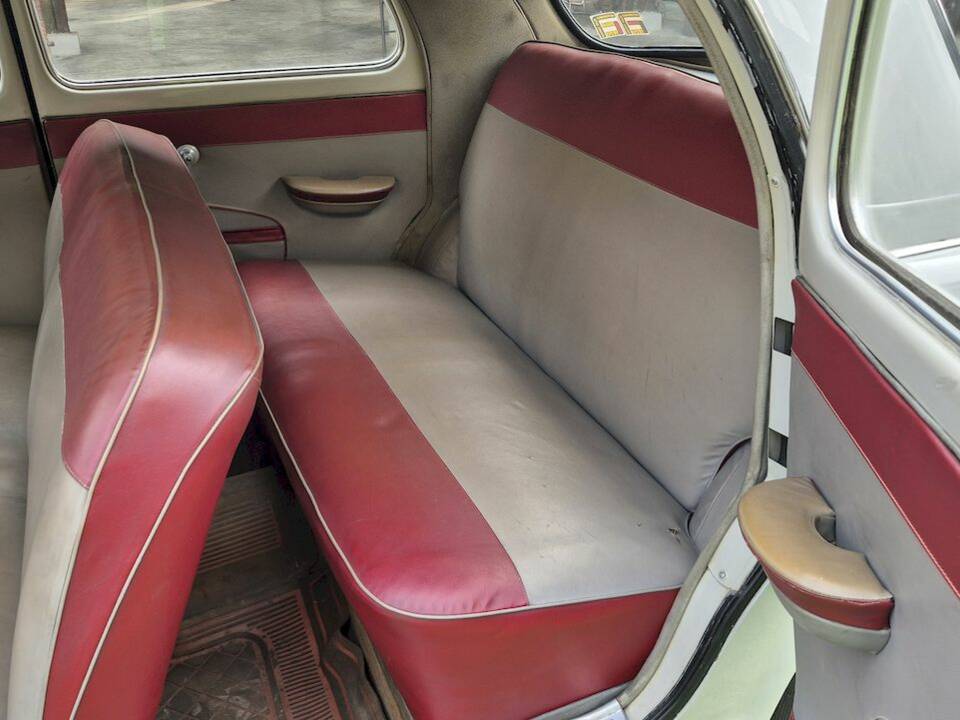 Image 38/53 of Lancia Appia C10 (1957)