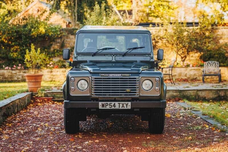 Bild 13/50 von Land Rover Defender 110 (2005)