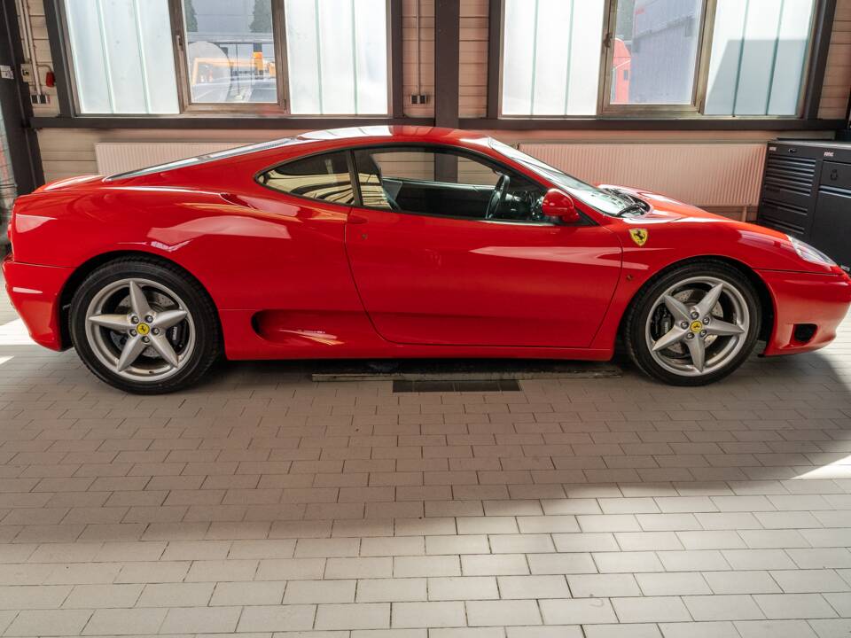 Immagine 8/9 di Ferrari 360 Modena (2004)