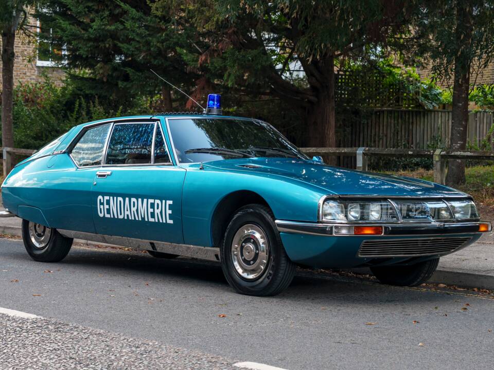 Image 2/33 de Citroën SM (1971)