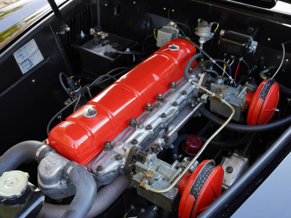Image 19/50 of Nash-Healey Roadster (1953)