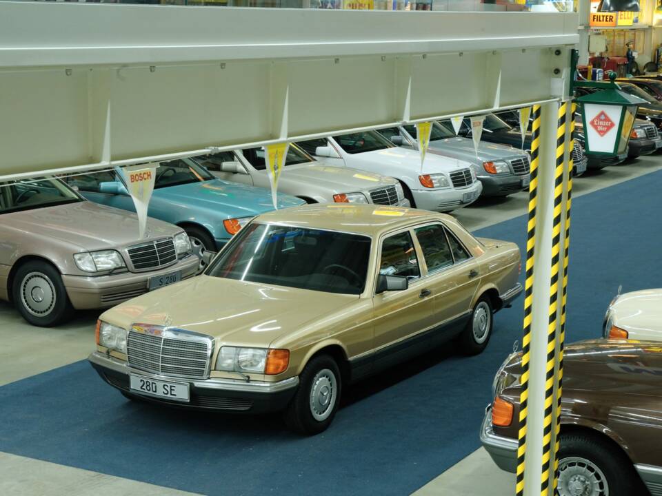 Bild 4/50 von Mercedes-Benz 280 SE (1980)