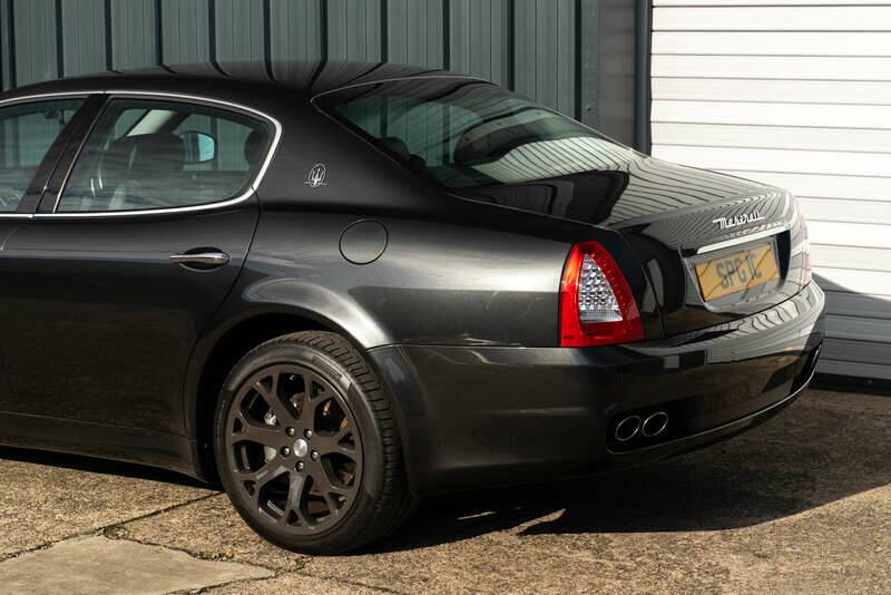 Image 11/50 of Maserati Quattroporte S 4.7 (2009)