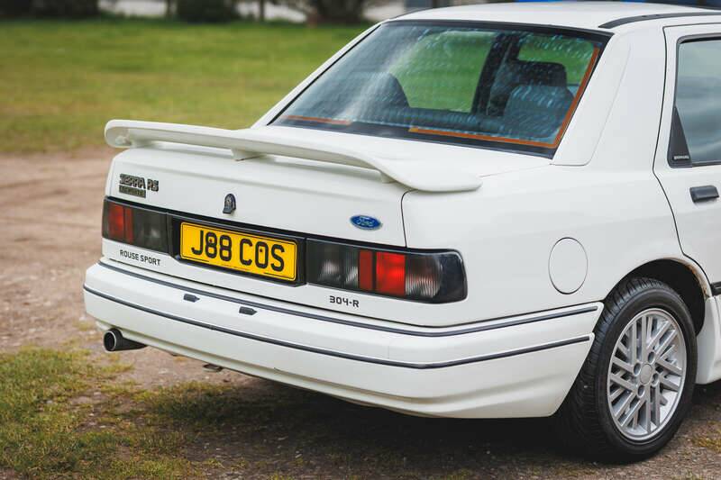 Image 44/50 of Ford Sierra Cosworth 4x4 (1991)